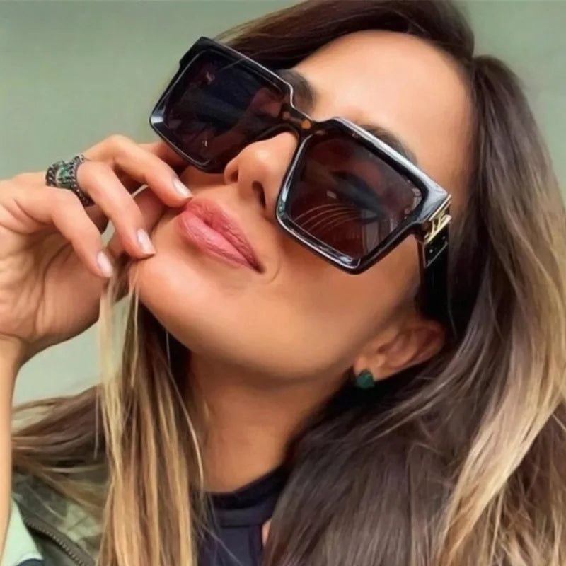 Gafas de Sol Cuadradas Vintage UV400 para Hombre y Mujer - Diseño Exclusivo