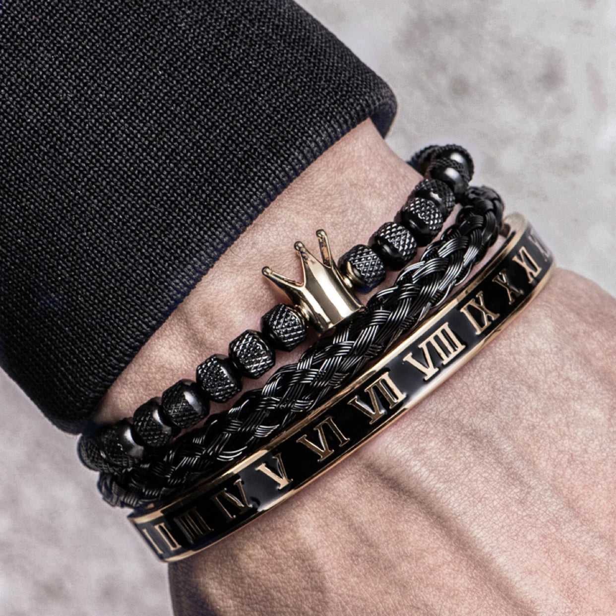 Pulsera de lujo con esmalte, charm romano para hombres, joyería de acero inoxidable ajustable